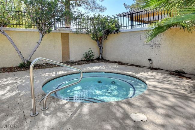 102 - 2801 N Rainbow Blvd, Condo with 2 bedrooms, 2 bathrooms and null parking in Las Vegas NV | Image 41
