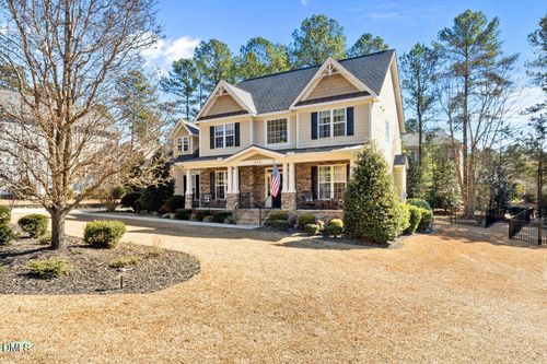 170 Valley Pines Cir, Spring Lake, NC, 28390-9298 | Card Image