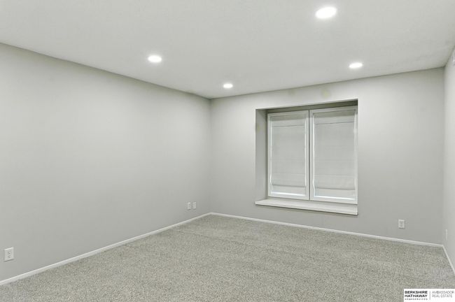 APT-124C - 12727 W Dodge Rd, Condo with 2 bedrooms, 2 bathrooms and 1 parking in Omaha NE | Image 18