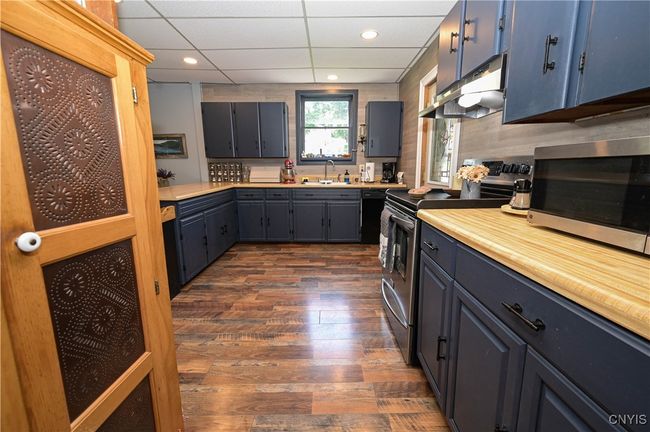7472 East St, House other with 4 bedrooms, 2 bathrooms and null parking in Newport NY | Image 28