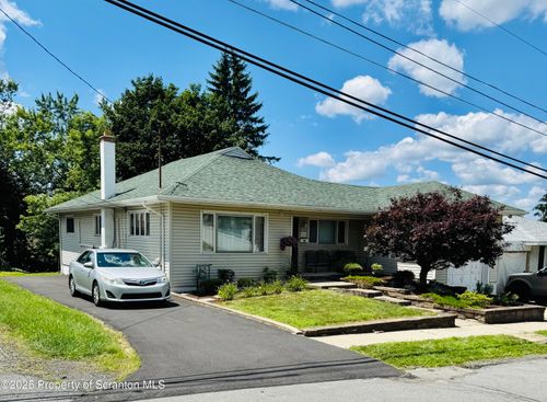 816 Meade St, Dunmore, PA, 18512-3041 | Card Image