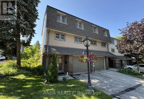 7 Purple Sageway, North York, ON, M2H2Z6 | Card Image
