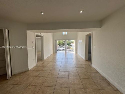 apt-314-6292 Nw 186th St, Hialeah, FL, 33015-6039 | Card Image