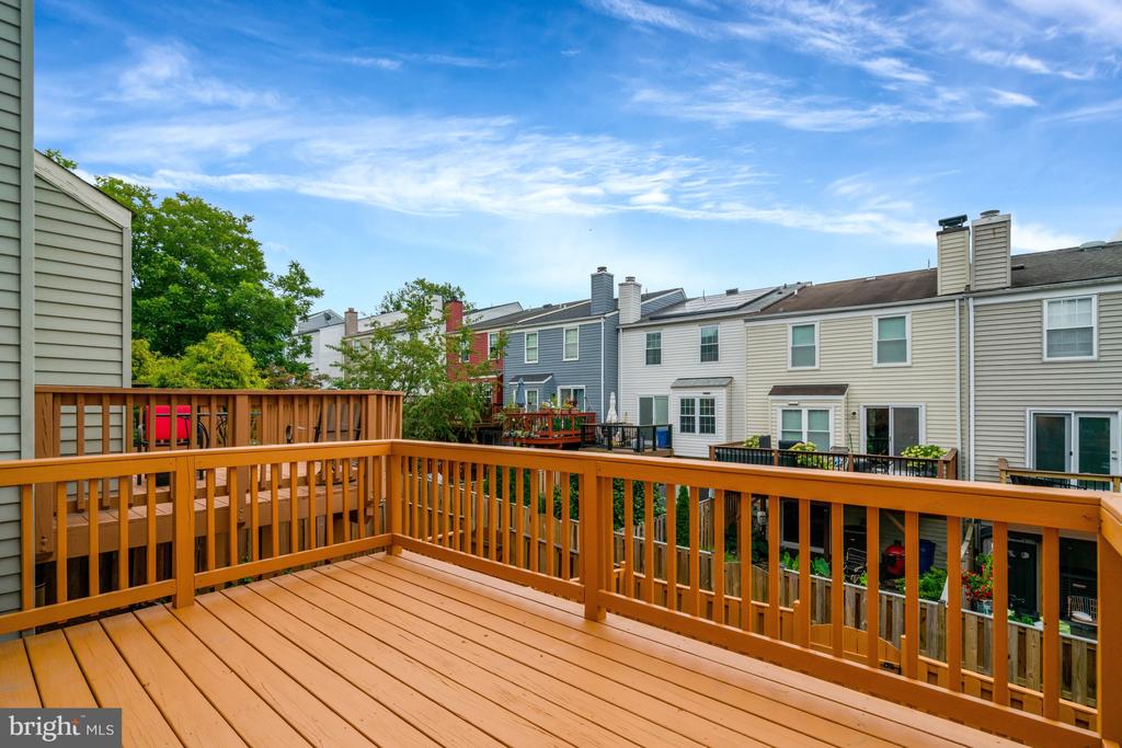 Residential in ALEXANDRIA 4