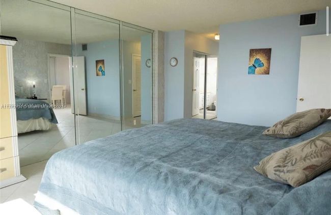 APT-1709 - 3800 S Ocean Dr, Condo with 1 bedrooms, 2 bathrooms and null parking in Hollywood FL | Image 9