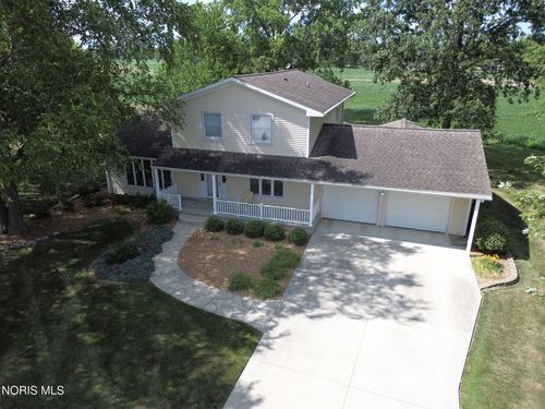 412 Detwiler Dr, Wauseon, OH, 43567-1710 | Card Image