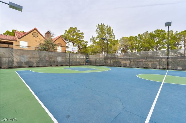 Community Tennis Court | Image 32