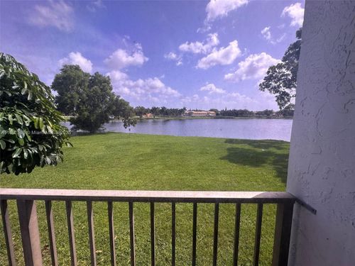 apt-202-8560 N Sherman Cir, Miramar, FL, 33025-2160 | Card Image