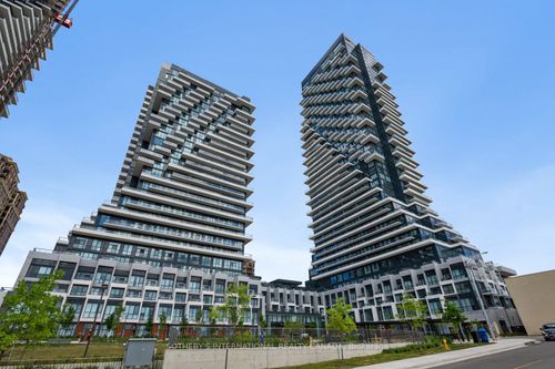 1109-30 Inn On The Park Dr, Toronto, ON, M3C0P7 | Card Image