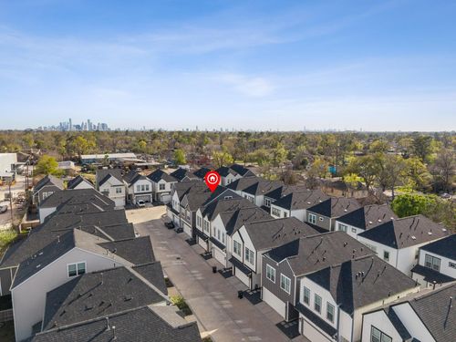 8411 Berry Brush Ln, Houston, TX, 77001 | Card Image