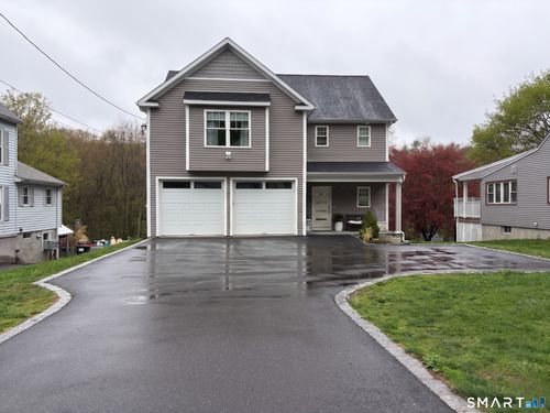 28-A Jefferson Ave, Danbury, CT, 06810-2801 | Card Image