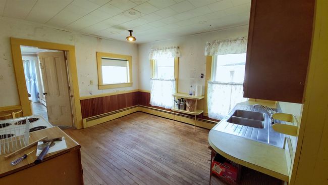 366 S Main St, House other with 4 bedrooms, 2 bathrooms and null parking in Bradford VT | Image 10