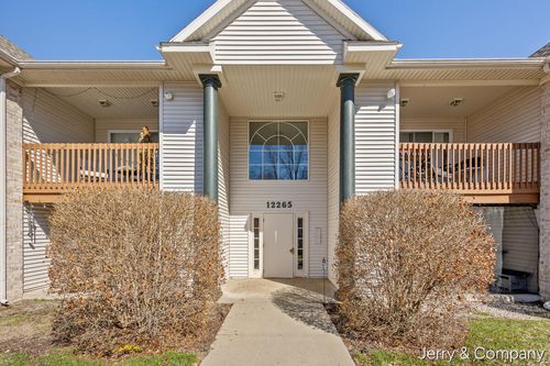 unit-2-12265 S Crystal Waters Dr, Holland, MI, 49424-8118 | Card Image
