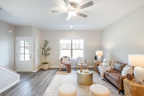 320 Moshe Feder Way, La Vergne, TN, 37086-2110 | Card Image