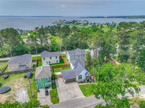 175 Water Oak, Livingston, TX, 77351-8521 | Card Image