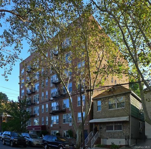 5-c-50-15 39th St, Sunnyside, NY, 11104-4505 | Card Image