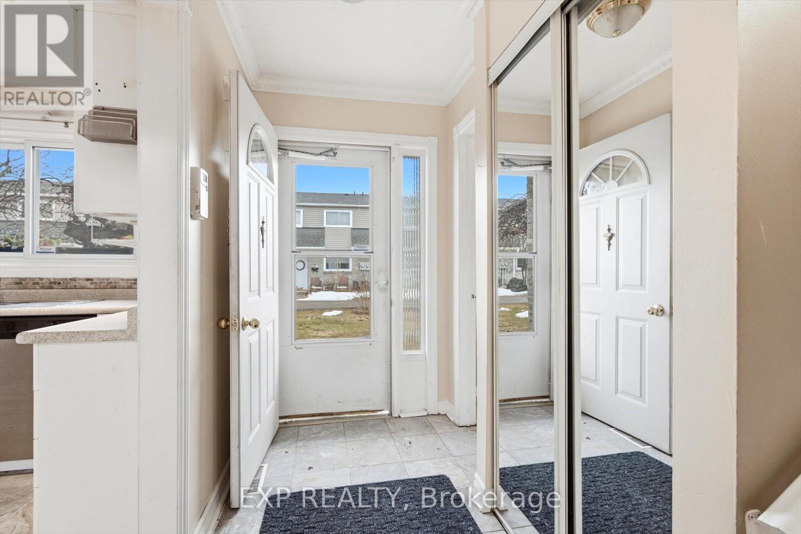 Residential in Burlington (Brant Hills) 4