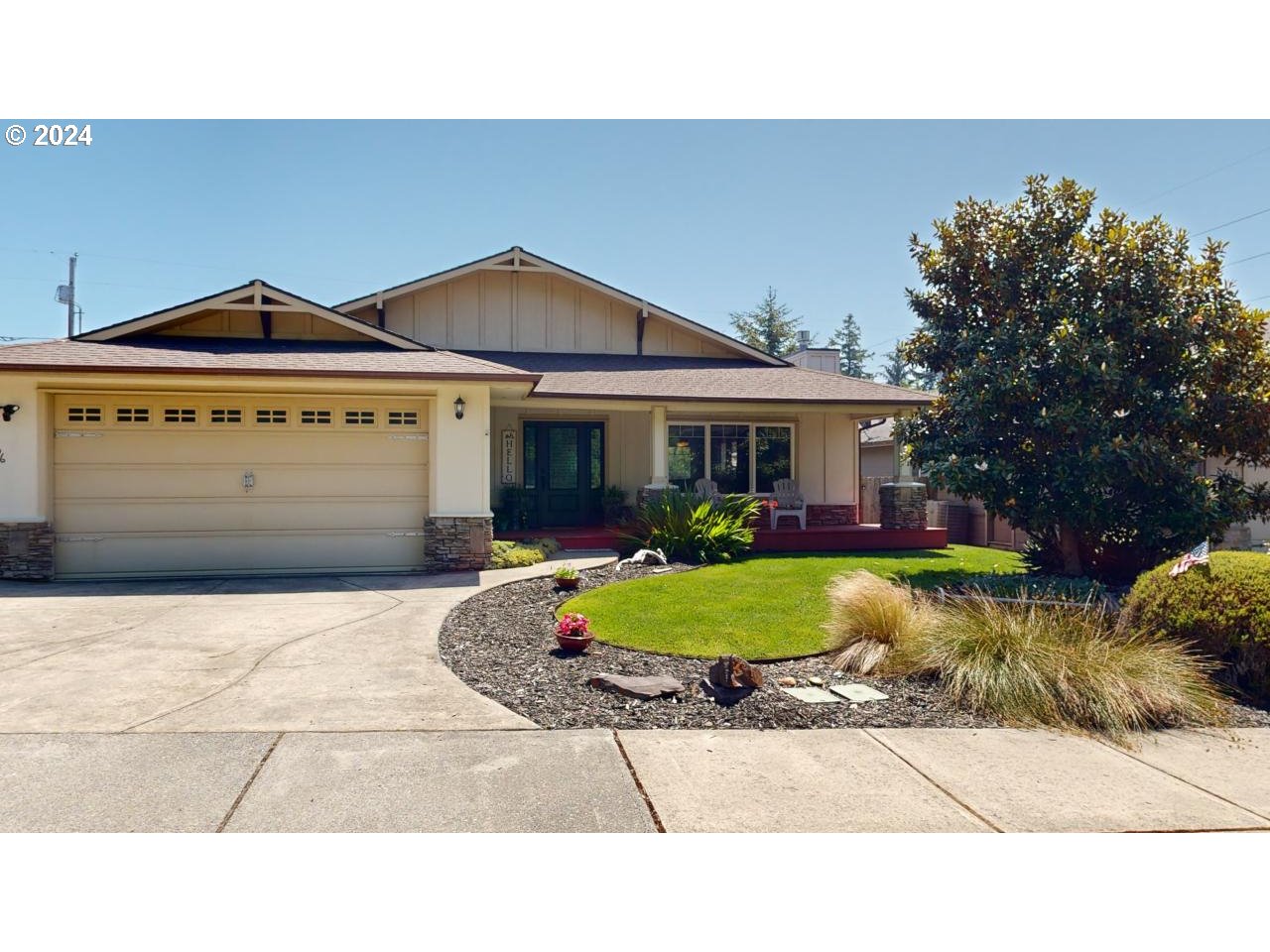 Magnolia Ct, Brookings, OR 97415