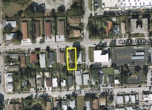 1380 Ne 111th St, Miami, FL, 33161-7472 | Card Image