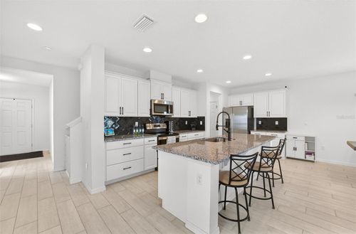 6877 Wilson Hammock Ave, GROVELAND, FL, 34736-8163 | Card Image