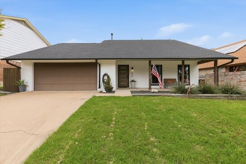 208 Skyloop Dr, Austin, TX, 78745-4425 | Card Image