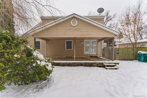 2961 Chrysler Ave, Waterford, MI, 48328-2629 | Card Image