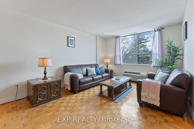 309 - 2825 Islington Ave, Condo with 2 bedrooms, 2 bathrooms and null parking in North York ON | Image 4