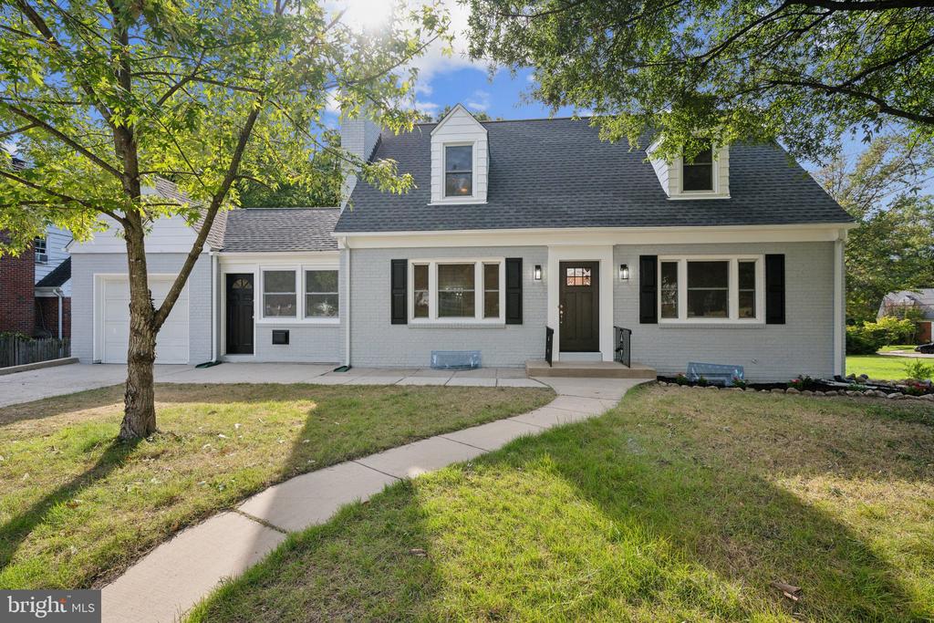 Adelphi Rd, Hyattsville, MD 20782