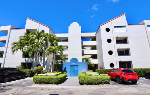 2-21075 Ne 34th Ave, Aventura, FL, 33180-3588 | Card Image