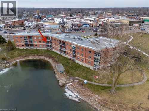 203-210 Main St E, Dunnville, ON, N1A3G7 | Card Image