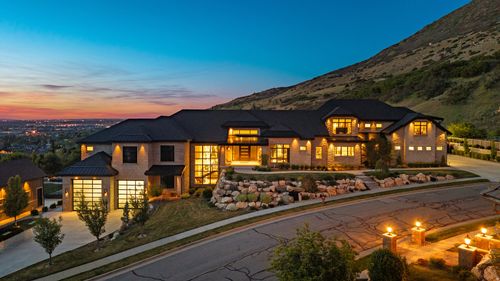 349 Ford Canyon Dr, Centerville, UT, 84014-1255 | Card Image