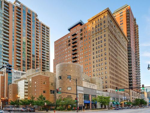 1406c-40 E 9th Street, Chicago, IL, 60605 | Card Image