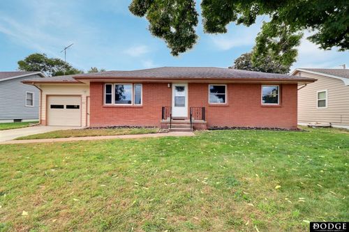 1412 E 20th St, Fremont, NE, 68025-2707 | Card Image