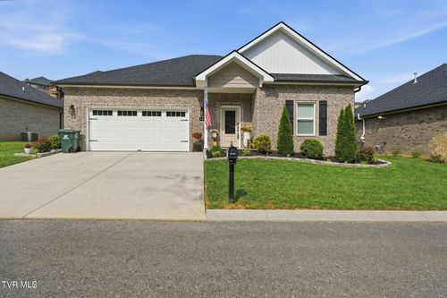 190 Quiet Stroll Ln, Johnson City, TN, 37615-5239 | Card Image