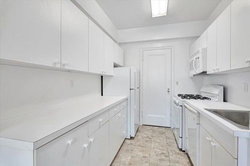 apt-3f-45 Popham Rd, Scarsdale, NY, 10583-4222 | Card Image