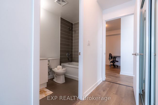 2008 - 3985 Grand Park Dr, Condo with 3 bedrooms, 2 bathrooms and 1 parking in Mississauga ON | Image 16
