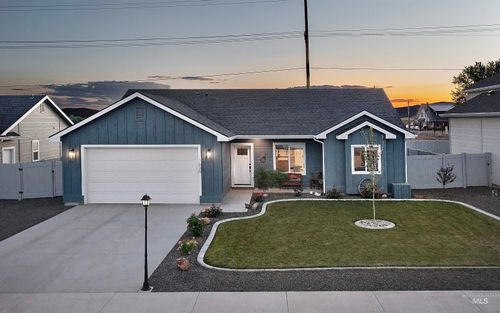 1635 Trail Way, Weiser, ID, 83672-1006 | Card Image