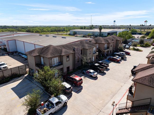 327 Couch, Home with 2 bedrooms, 2 bathrooms and null parking in Olmito TX | Image 5