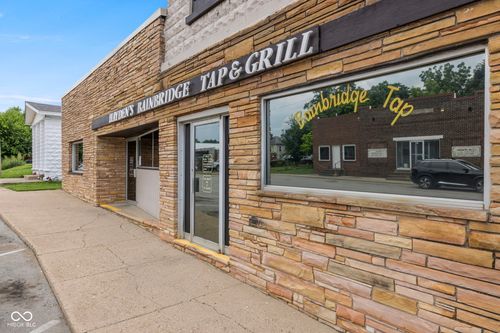 109 W Main St, Bainbridge, IN, 46105-9442 | Card Image