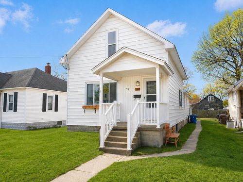 289 6th Street, Manistee, MI, 49660 | Card Image
