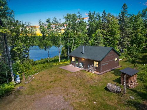 720 Moonlight Lane, Blackwell, WI, 54103 | Card Image