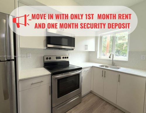 424-424 Nw 84th St, Miami, FL, 33150-2629 | Card Image
