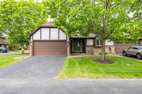30 Cambridge Ct, Fairport, NY, 14450-9174 | Card Image