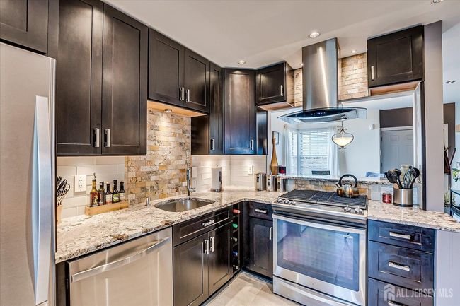 55 Renaissance Ln, Townhouse with 2 bedrooms, 2 bathrooms and null parking in New Brunswick NJ | Image 13