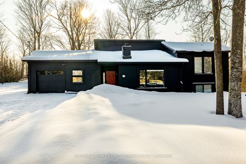 6779 Roger Stevens Dr, Smiths Falls, ON, K7A4S6 | Card Image