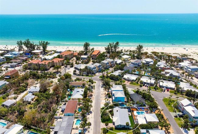 204 75 Th St, House other with 3 bedrooms, 2 bathrooms and null parking in HOLMES BEACH FL | Image 78