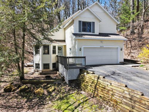 6479 Lakeshore Dr, West Olive, MI, 49460-9743 | Card Image