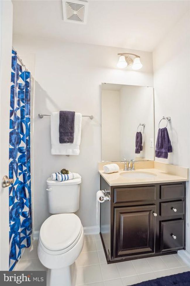 43436 Apple Orchard Sq, Townhouse with 4 bedrooms, 5 bathrooms and null parking in ASHBURN VA | Image 40