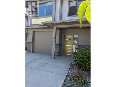 123 - 1323 Kinross Pl, Home with 3 bedrooms, 2 bathrooms and null parking in Kamloops BC | Image 2