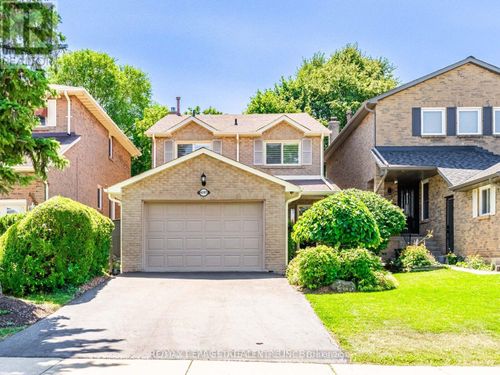 main-4079 Trapper Crescent, Mississauga (Erin Mills), ON, L5L3A7 | Card Image